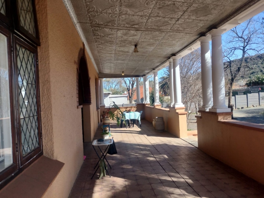 5 Bedroom Property for Sale in Navalsig Free State